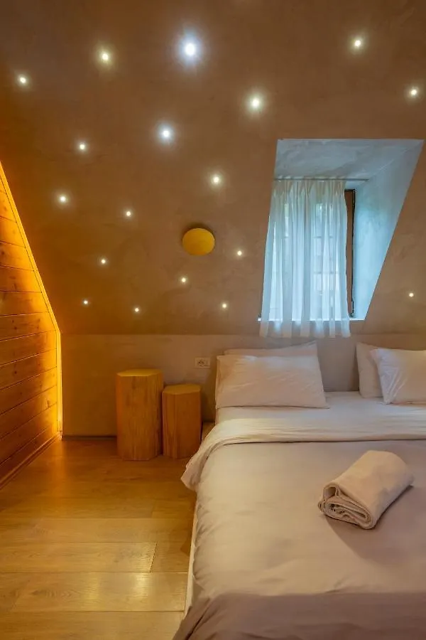Hotel Restaurant Alpet Тети 4*,  Албания