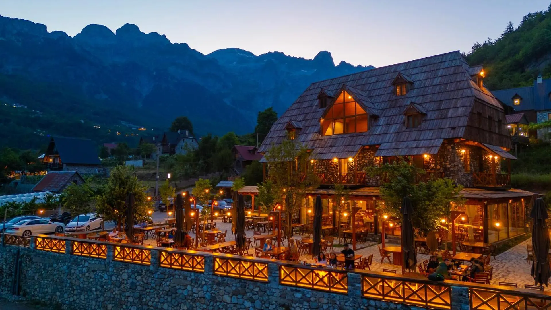Hotel Restaurant Alpet Тети 4*,  Албания